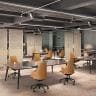 オカムラ ライブス Lives ワークチェア Work Chair CD43YR オフィスチェア 背・肘・座一体 ロータイプ 木脚 固定脚 布張り(インターロック) ブラックボディ 木脚ナチュラル色-5