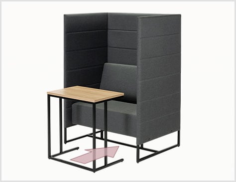 収納できる「コの字脚」