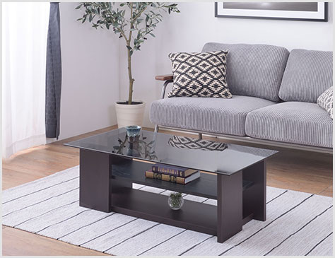 ソファを選ばないシンプルなデザイン