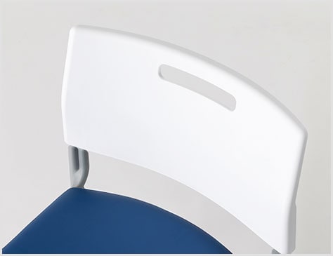 ゆるやかなカーブが身体にフィット