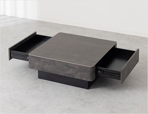 リビングが片付く収納力