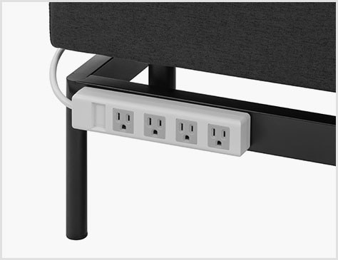 脚部にOAタップマグネット取付可能