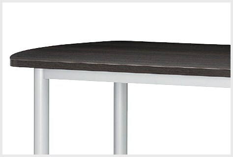 汚れやキズが付きにくい天板