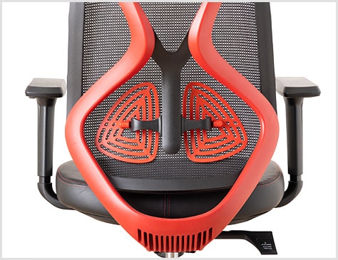 腰の負担を軽減するランバーサポート