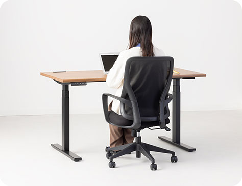 小柄な方にも適した低座面設計