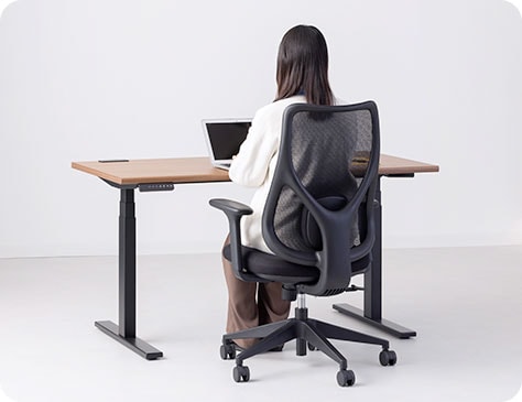 小柄な方にも適した低座面設計