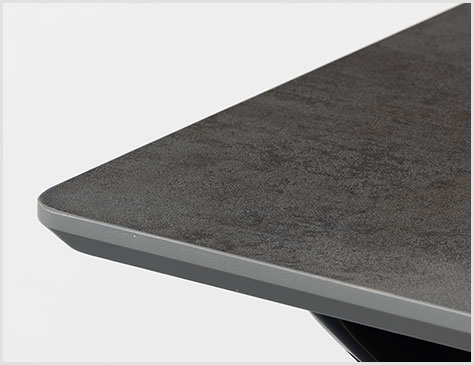 やわらかな印象のラウンド型角