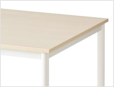 お手入れラクラク。傷や汚れに強い天板