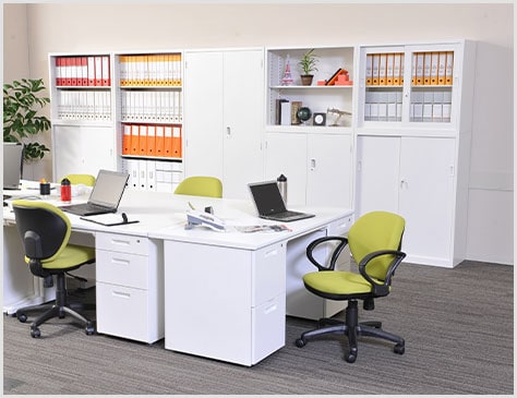 オフィスを明るくするホワイトカラー