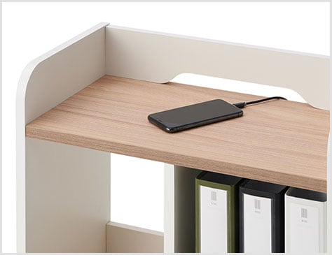 すっきり配線できる切り欠き加工