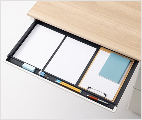 A3・A4対応のセンター引出し