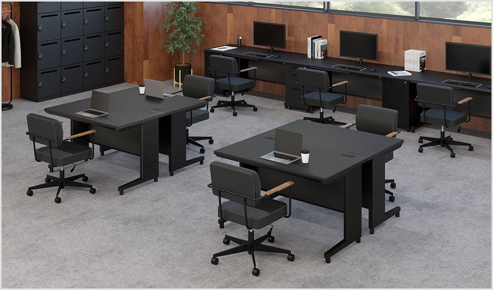 空間が締まるダークトーンで、オフィスに品格と落ち着きを