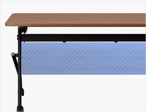 足元を隠す幕板付きタイプ