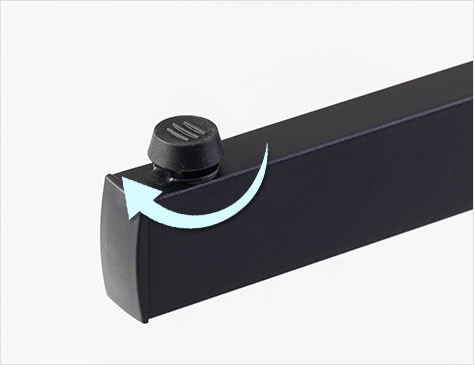 脚底のアジャスターがガタつきを軽減