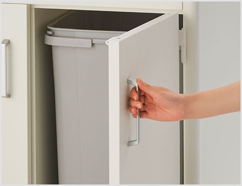 開け閉めしやすいコの字取っ手