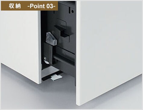 転倒を防ぐキャスターストッパー