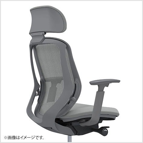 フィット性を高めた背フレーム