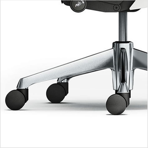 小回りに便利なキャスター付き