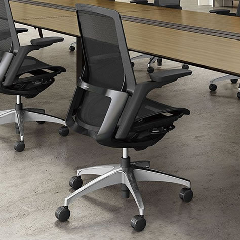 ブラックボディ×ブラックパネル