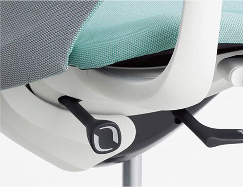 リクライニングの強弱調節