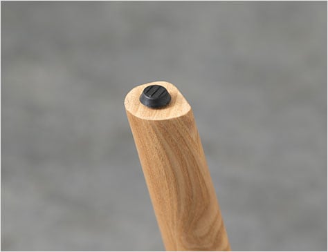 がたつき防止のアジャスター