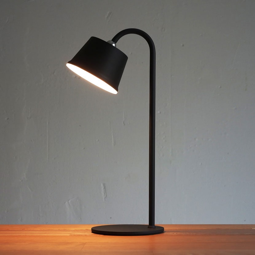 送料無料】 【LED一体型】デスクライト マグネッコ ポータブルランプ